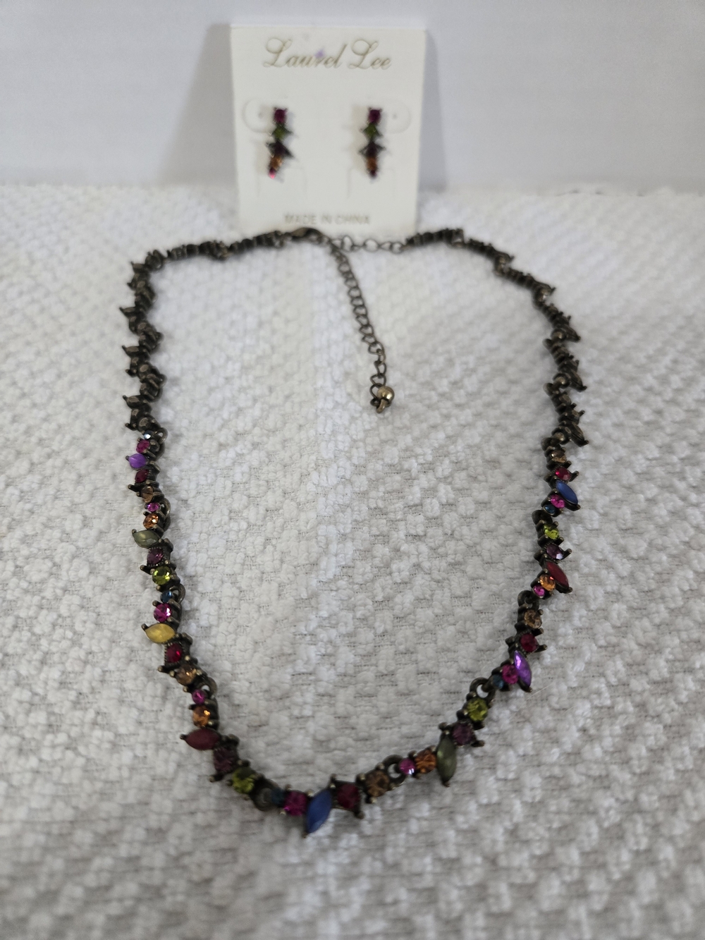 Costume Jewelry Laurel Lee Necklace Earings